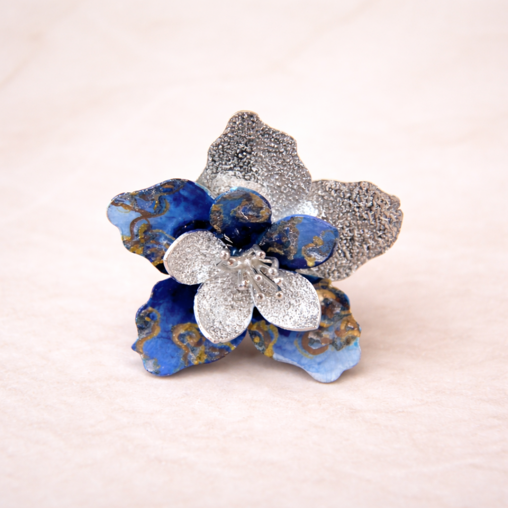 Flor de durazno cielo azul